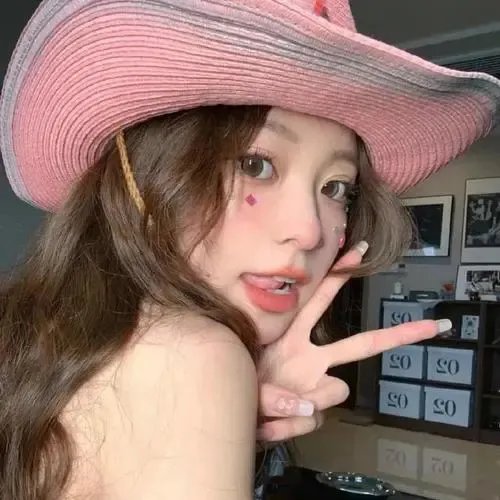 百变小姬子